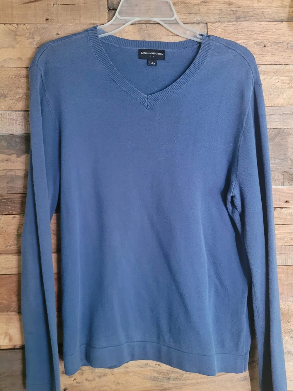 Banana Republic Men's V-Neck Sweater — Blue